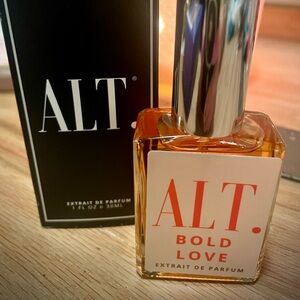 ALT. Bold Eau de Parfum - Amber & Silver Bottle